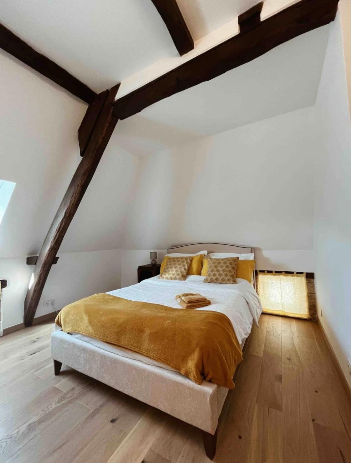 Joli Gite Pour 5 Personnes : Chez Cherrie Saint-Julien-de-Lampon ภายนอก รูปภาพ